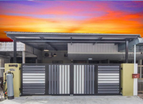 Urban Terrace Gem 3BR House with Free Parking